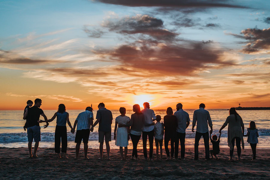 Familia disfrutando juntos de un viaje